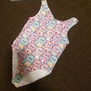 Little girl's fashion top